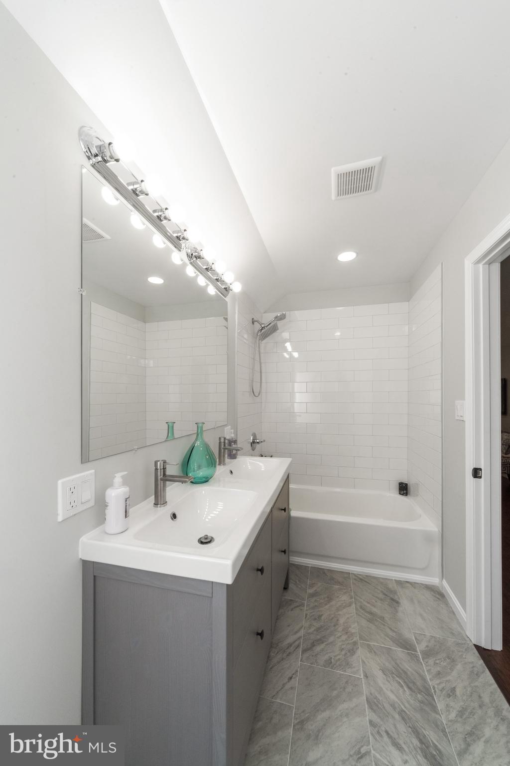 8 Alston Road Lutherville-Timonium, MD 21093 - Photo 14 of 38 Gallery Image 14