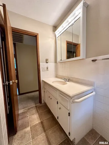 $80,000 | 250 East Adams Street, Virginia, IL 62691