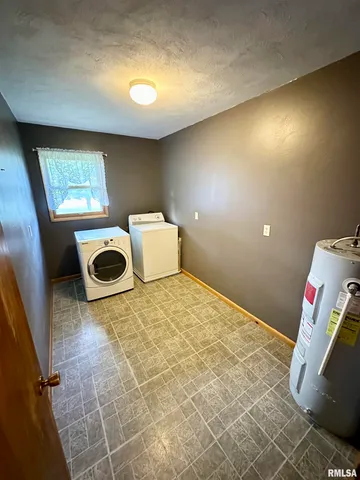 $80,000 | 250 East Adams Street, Virginia, IL 62691