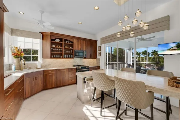 $1,995,000 | 1701 Gulfstar Drive South, Unit 103, Naples, FL 34112