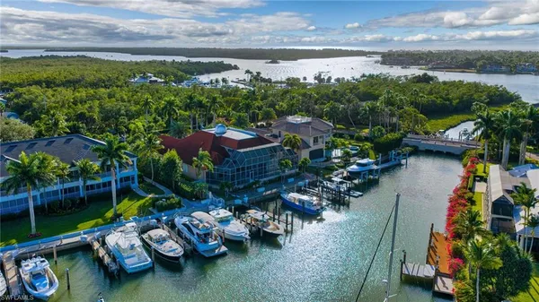 $1,995,000 | 1701 Gulfstar Drive South, Unit 103, Naples, FL 34112