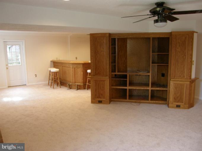 13922 Notley Road Silver Spring, MD 20904 - Photo 17 of 30 Family Room