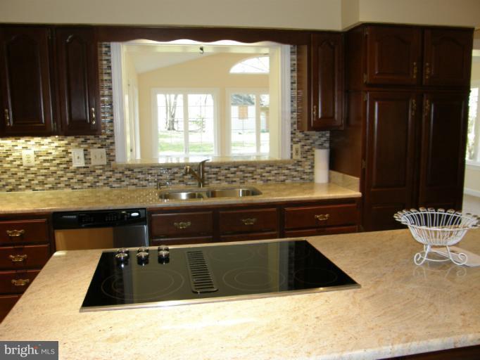13922 Notley Road Silver Spring, MD 20904 - Photo 18 of 30 Kitchen