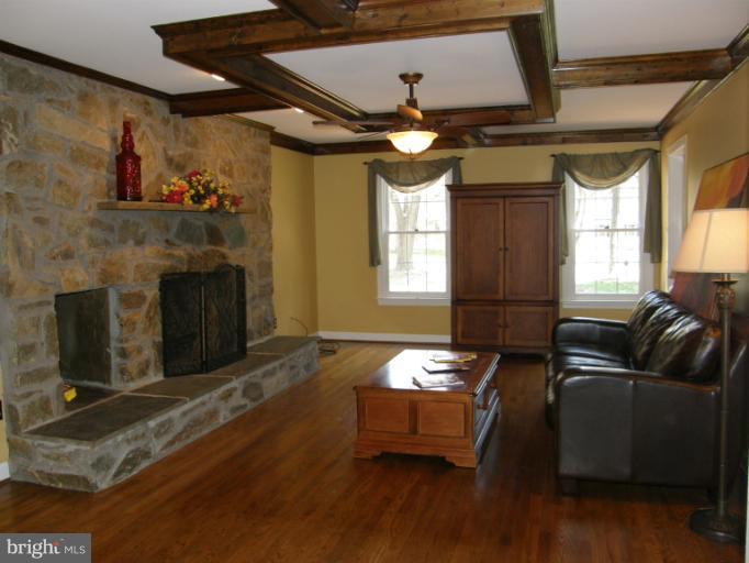 13922 Notley Road Silver Spring, MD 20904 - Photo 22 of 30 Family Room