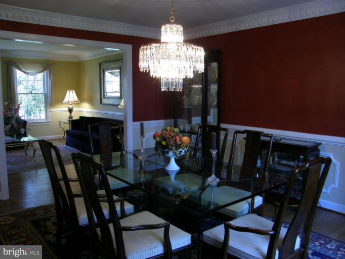13922 Notley Road Silver Spring, MD 20904 - Photo 4 of 30 Dining Room