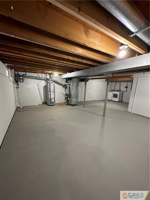 4202 Hana Road Edison, NJ 08817 - Photo 36 of 44 a view of an empty room