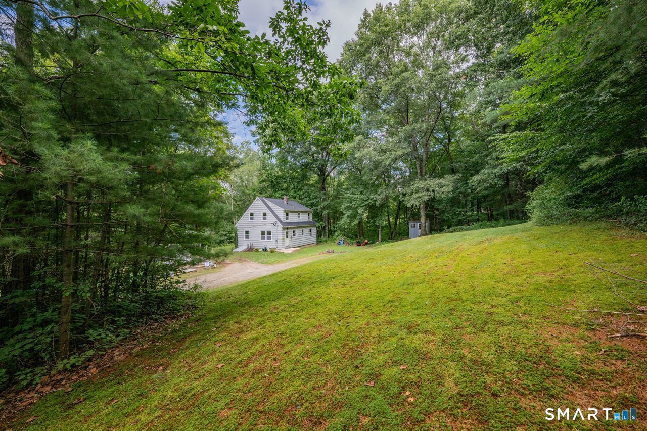 425 Lakeside Road Morris, CT 06763 - Photo 20 of 23 Gallery Image 20