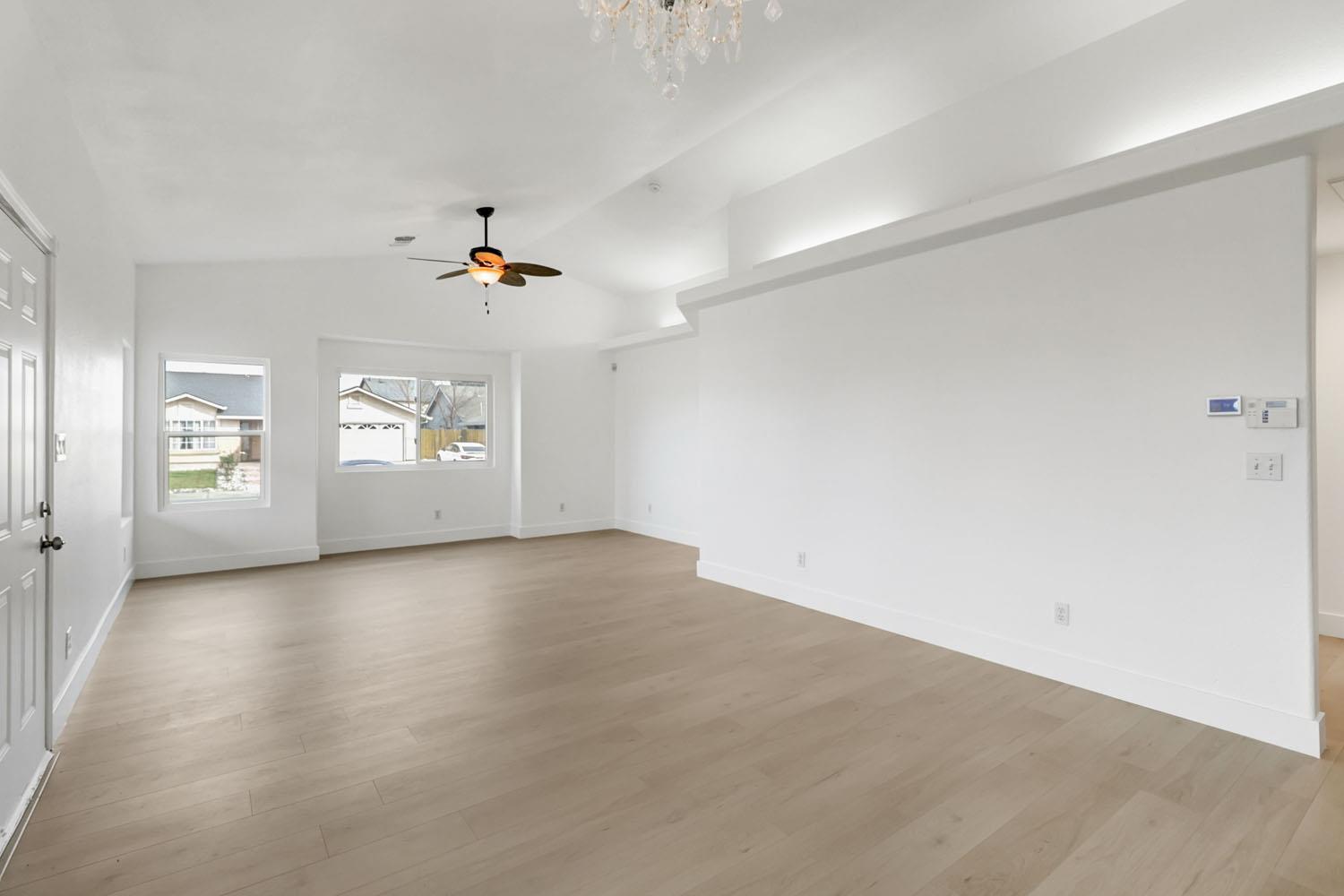 4300 Dry Creek Road Sacramento, CA 95838 - Photo 16 of 53