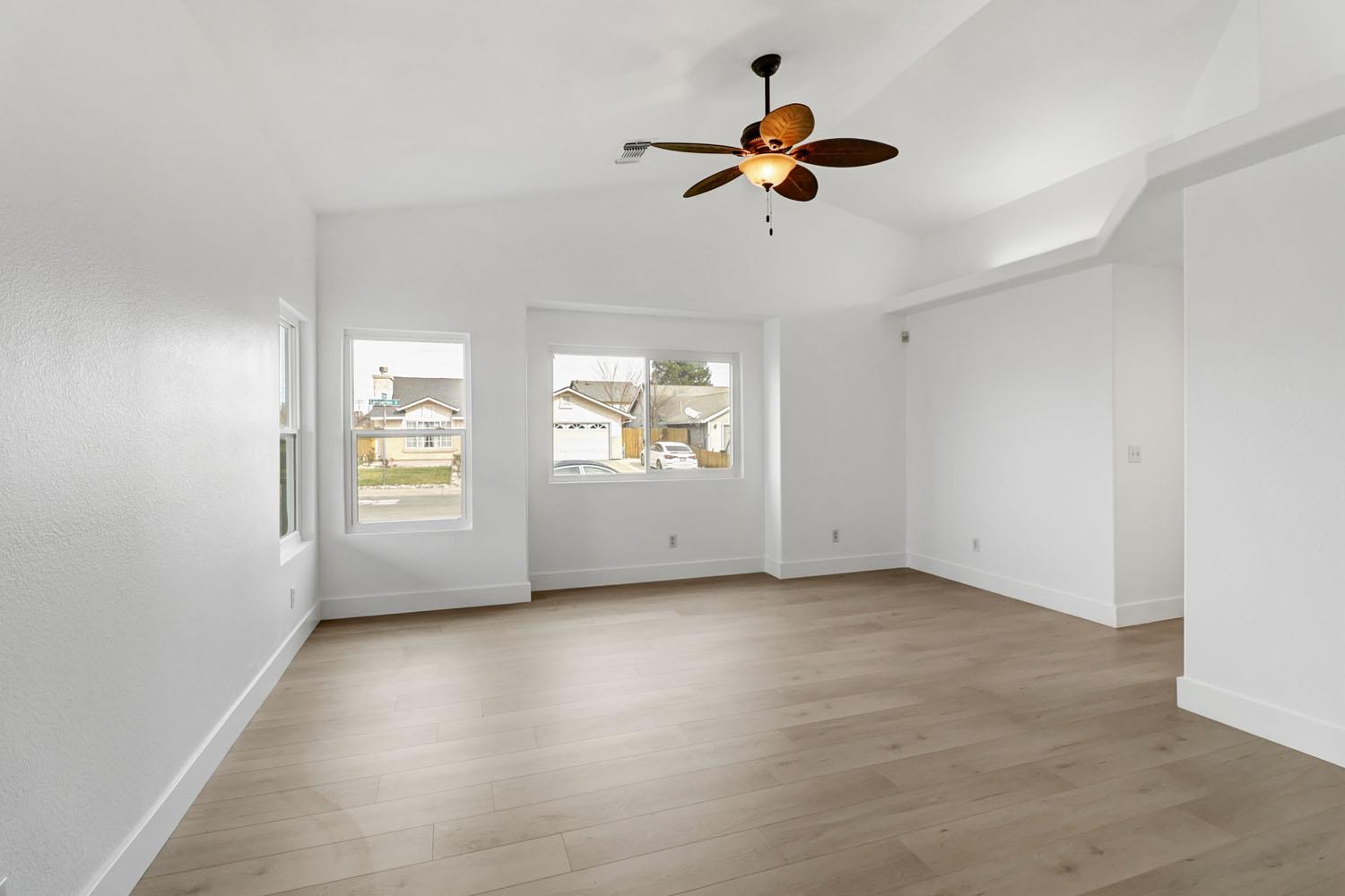 4300 Dry Creek Road Sacramento, CA 95838 - Photo 18 of 53