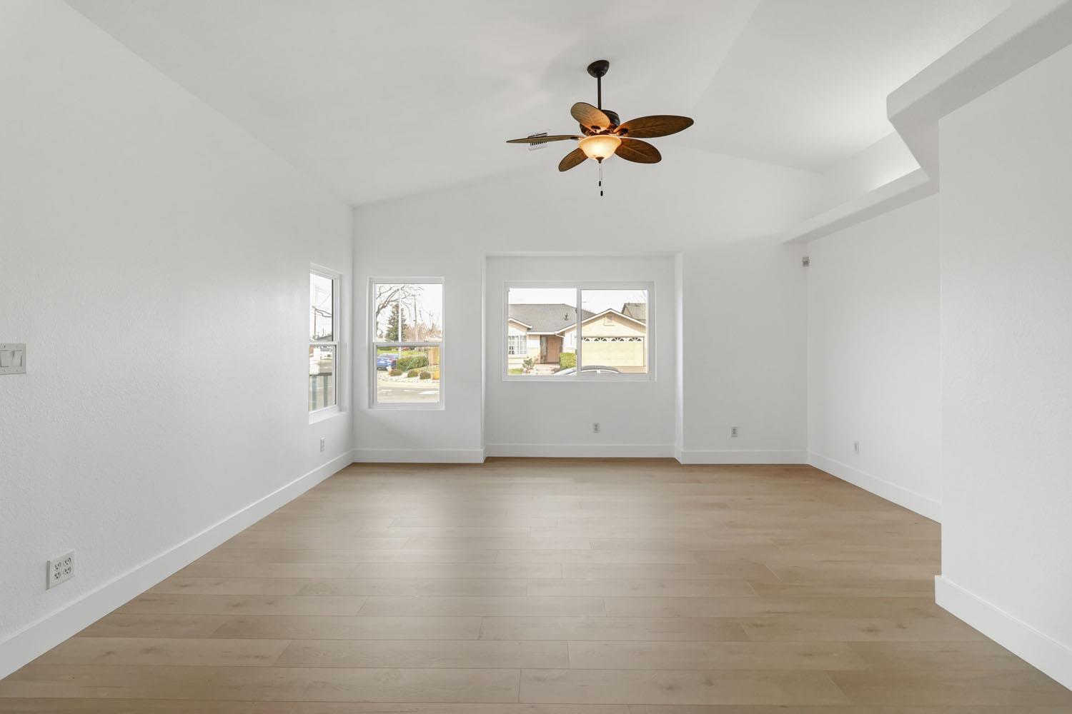 4300 Dry Creek Road Sacramento, CA 95838 - Photo 19 of 53