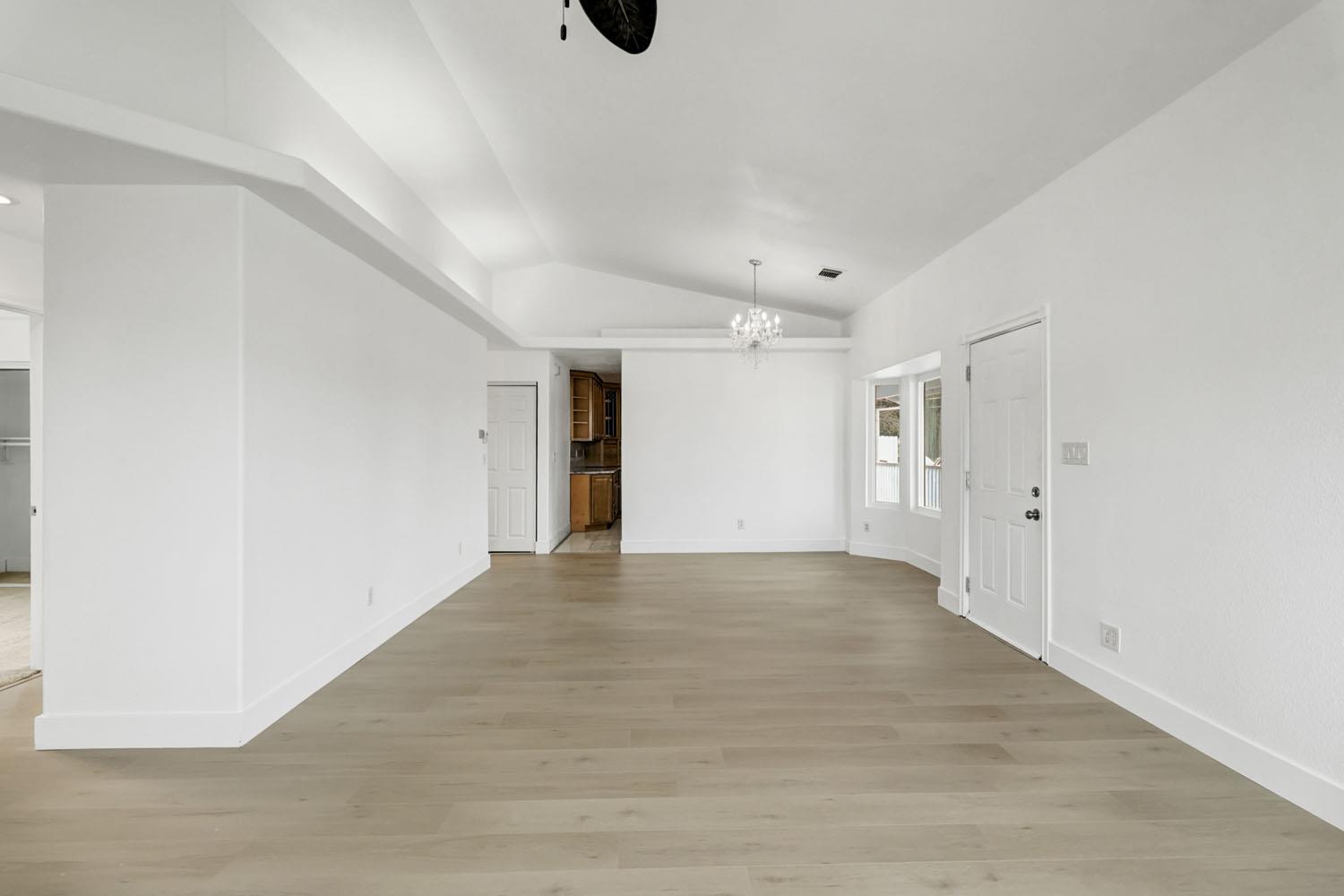 4300 Dry Creek Road Sacramento, CA 95838 - Photo 22 of 53