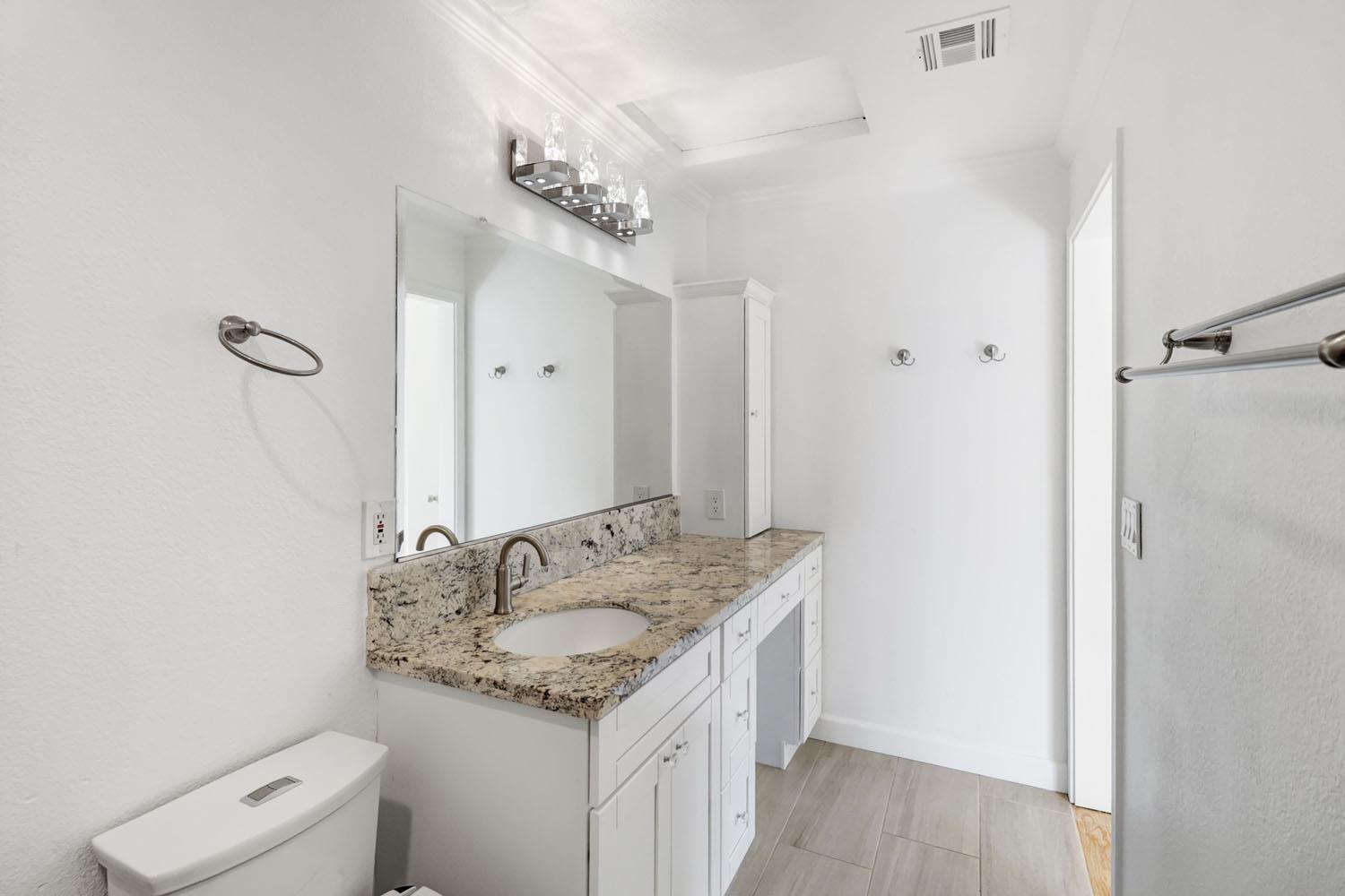 4300 Dry Creek Road Sacramento, CA 95838 - Photo 29 of 53