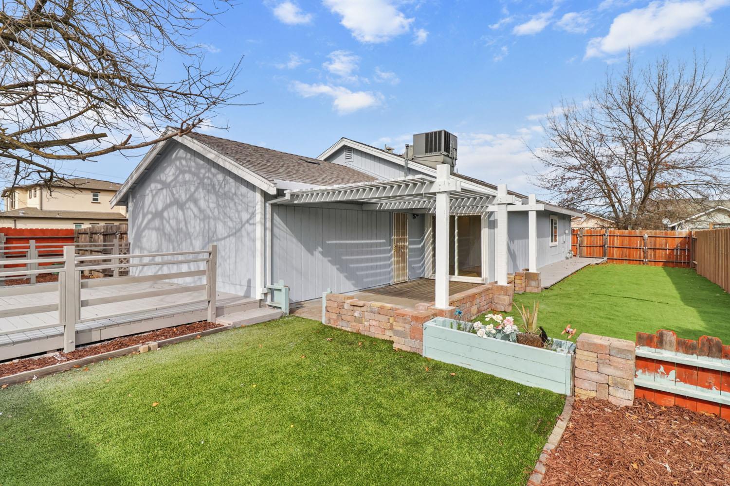 4300 Dry Creek Road Sacramento, CA 95838 - Photo 45 of 53