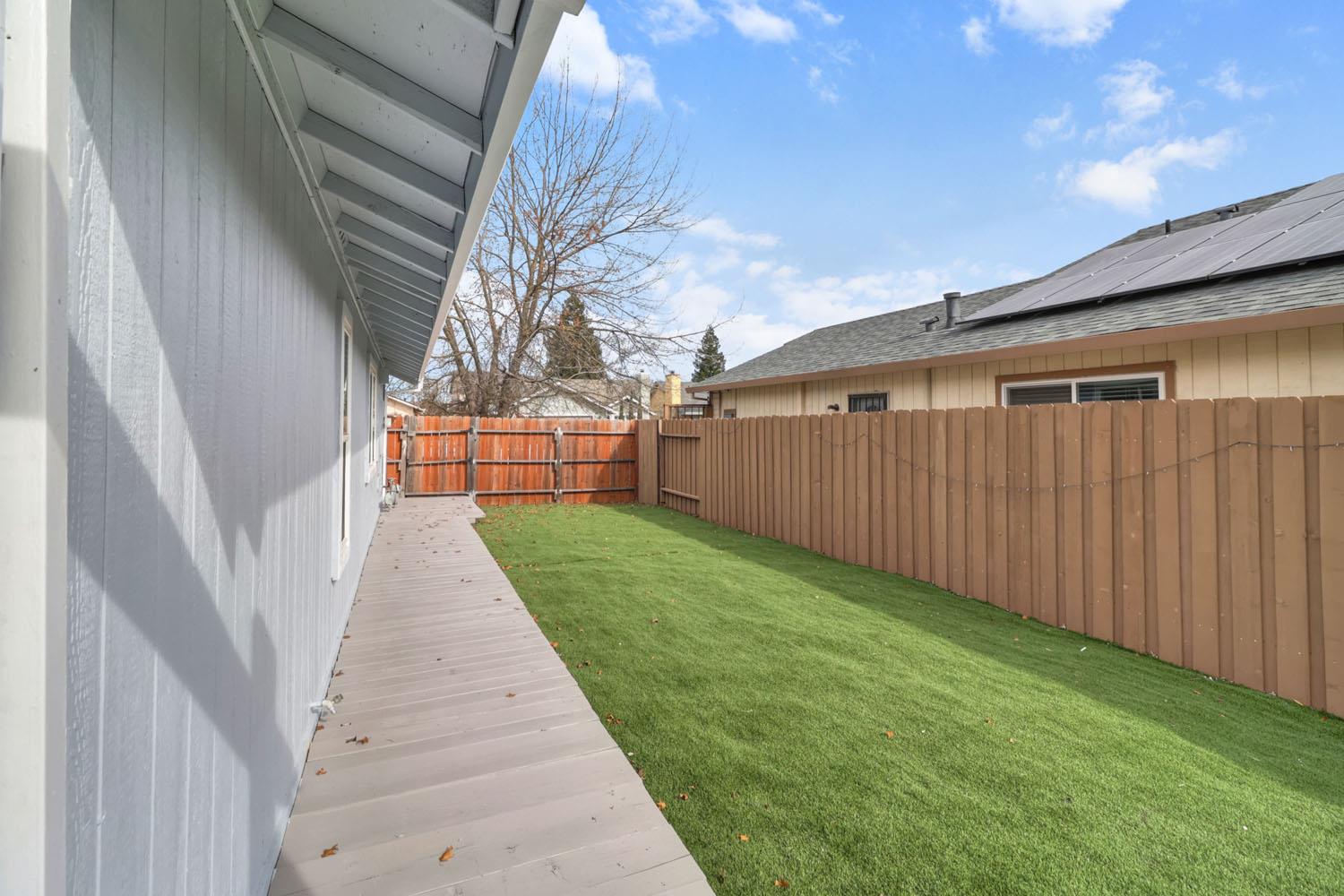 4300 Dry Creek Road Sacramento, CA 95838 - Photo 49 of 53