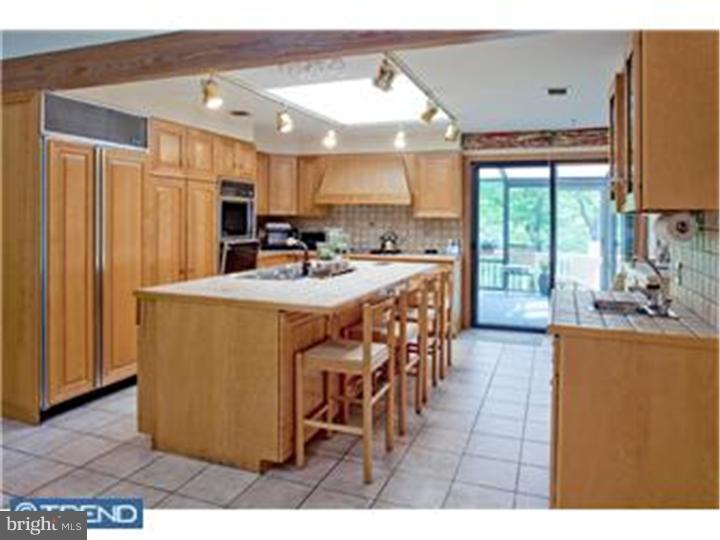 936 Merion Square Road Gladwyne, PA 19035 - Photo 5 of 11