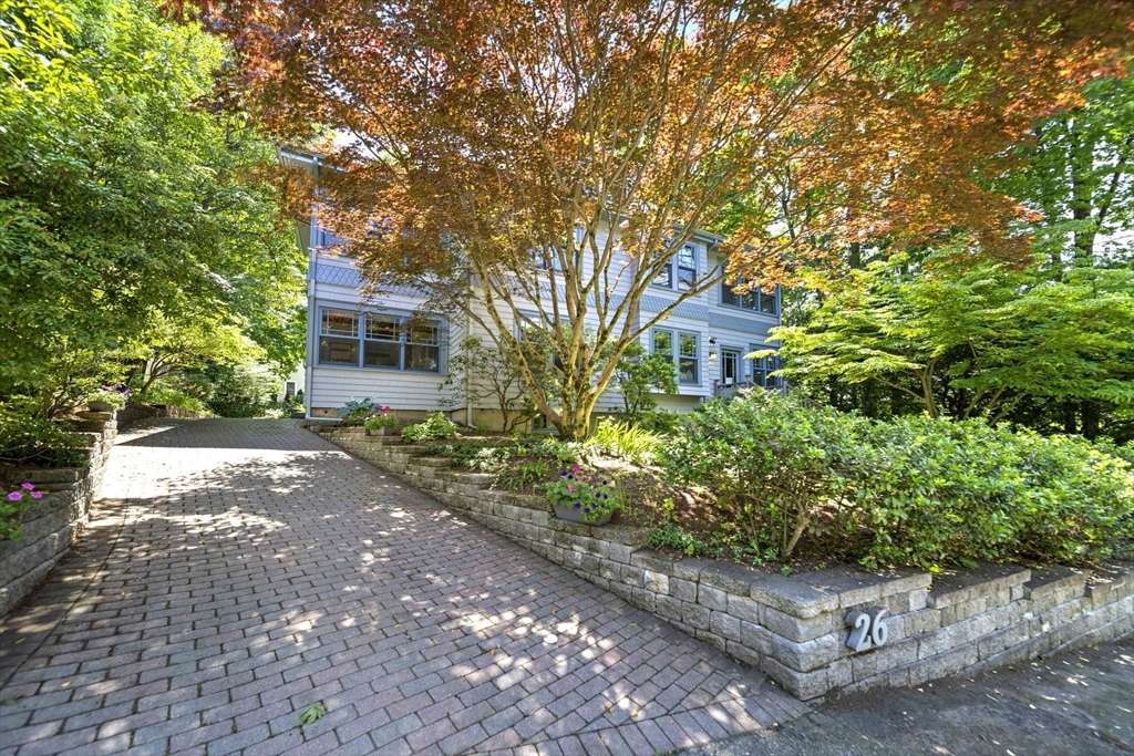 26 Hillside Road Newton, MA 02461 - Photo 1 of 36