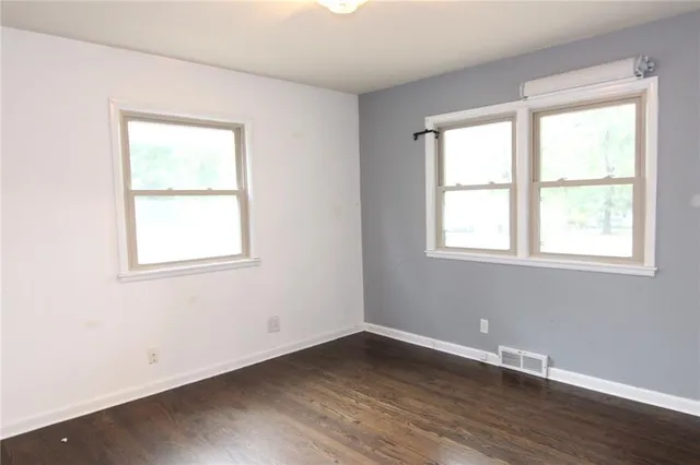 $349,950 | 1204 East 108th Street, Kansas City, MO 64131