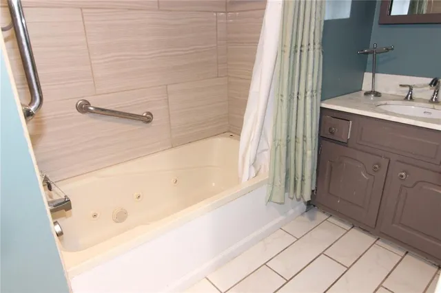 $349,950 | 1204 East 108th Street, Kansas City, MO 64131