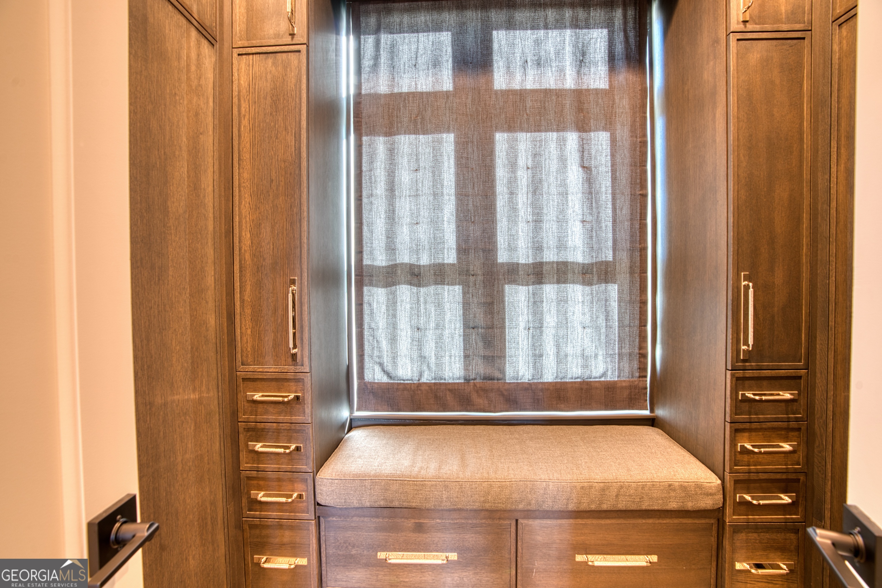 144 Co Road Leesburg, AL 35983 - Photo 41 of 109 a room with a bed and a window