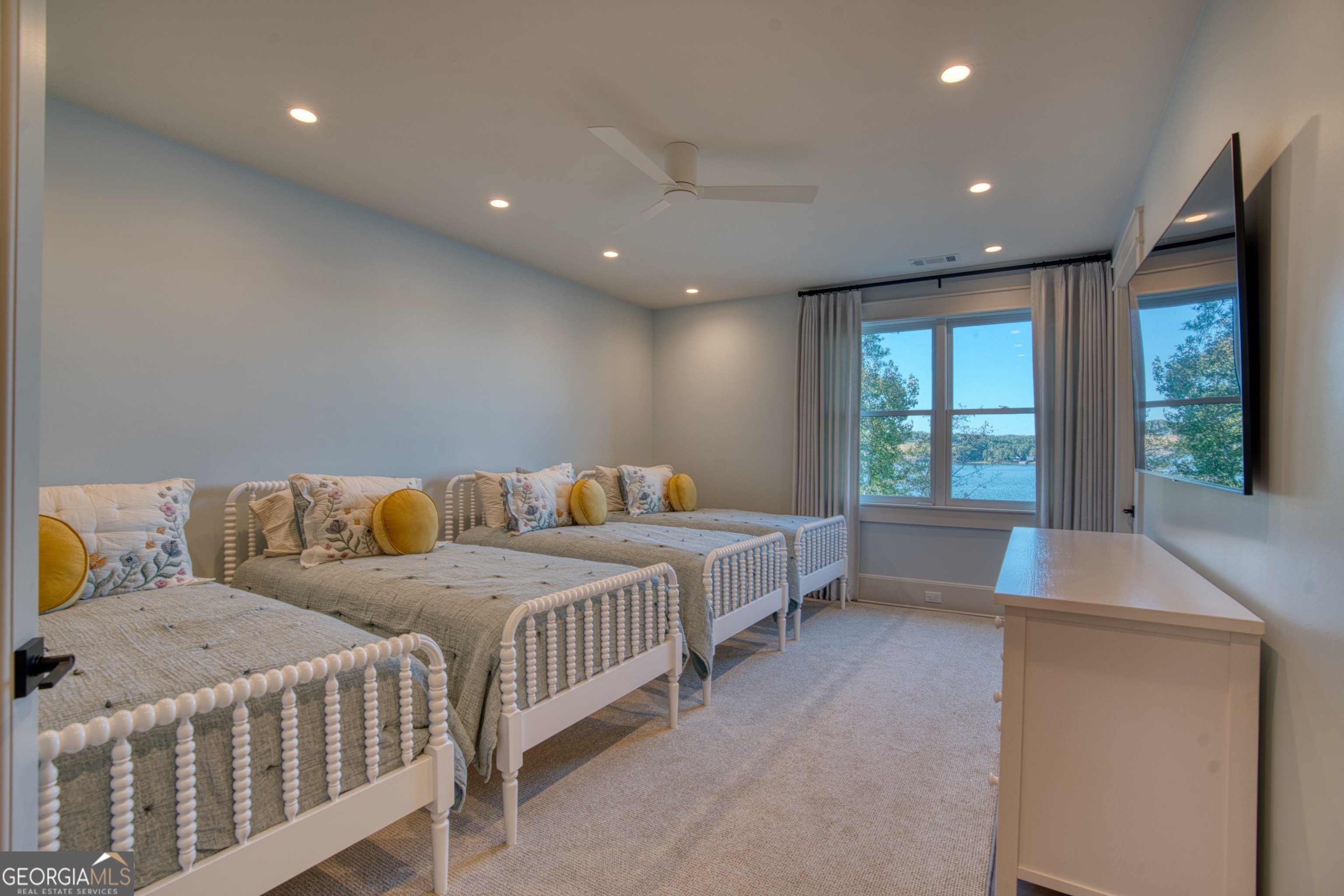 144 Co Road Leesburg, AL 35983 - Photo 54 of 109 a bedroom with a bed and a large window