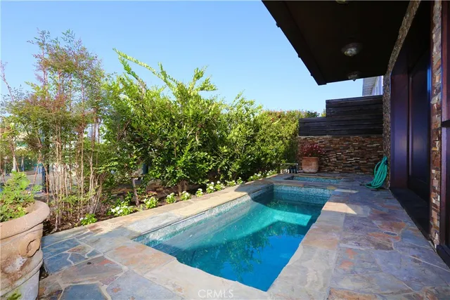 $7,995 | 2753 Solana Way, Laguna Beach, CA 92651