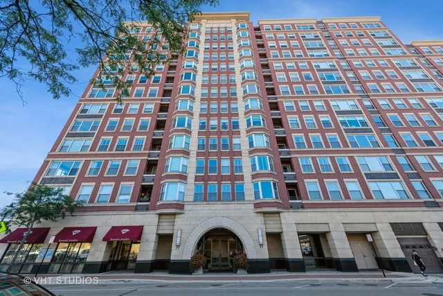 $2,300 | 77 South Evergreen Avenue, Unit 507, Arlington Heights, IL 60005
