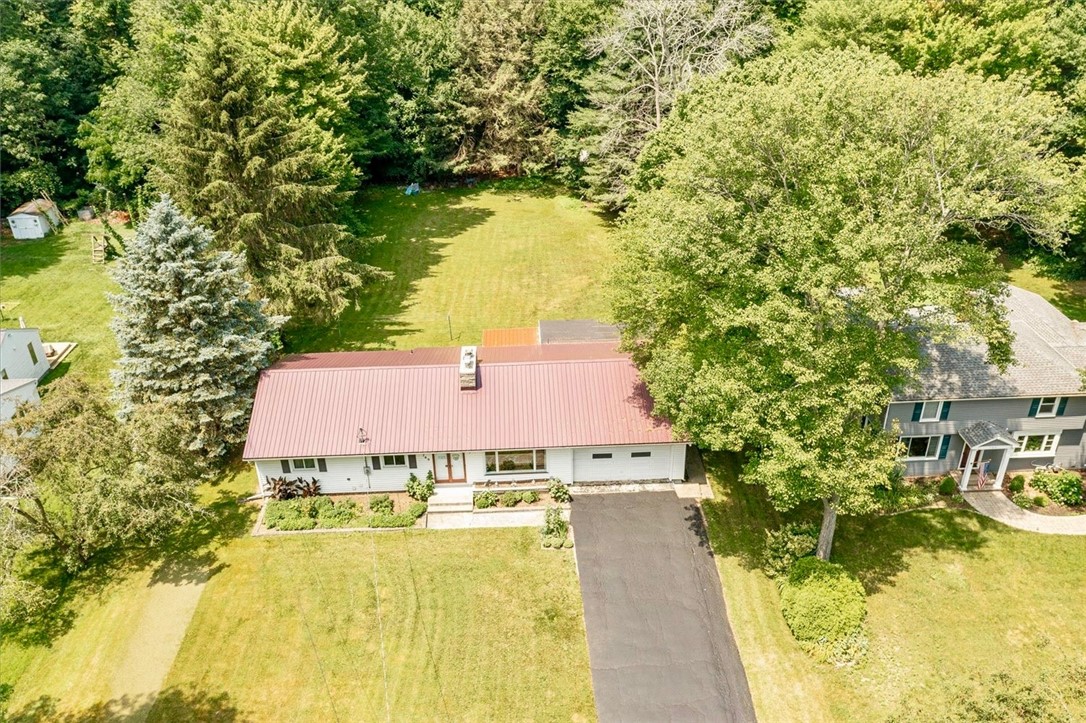 789 Gravel Road Webster, NY 14580 - Photo 2 of 39 2017 New Metal Roof