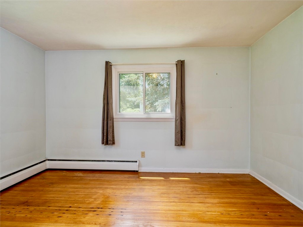 789 Gravel Road Webster, NY 14580 - Photo 23 of 39 Bedroom 2
