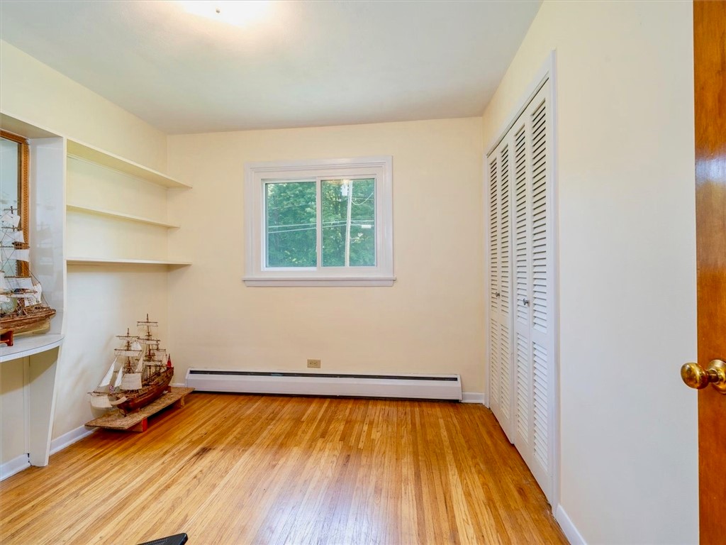 789 Gravel Road Webster, NY 14580 - Photo 24 of 39 Bedroom 3