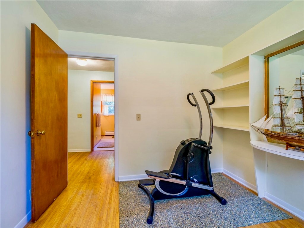 789 Gravel Road Webster, NY 14580 - Photo 25 of 39 Bedroom 3