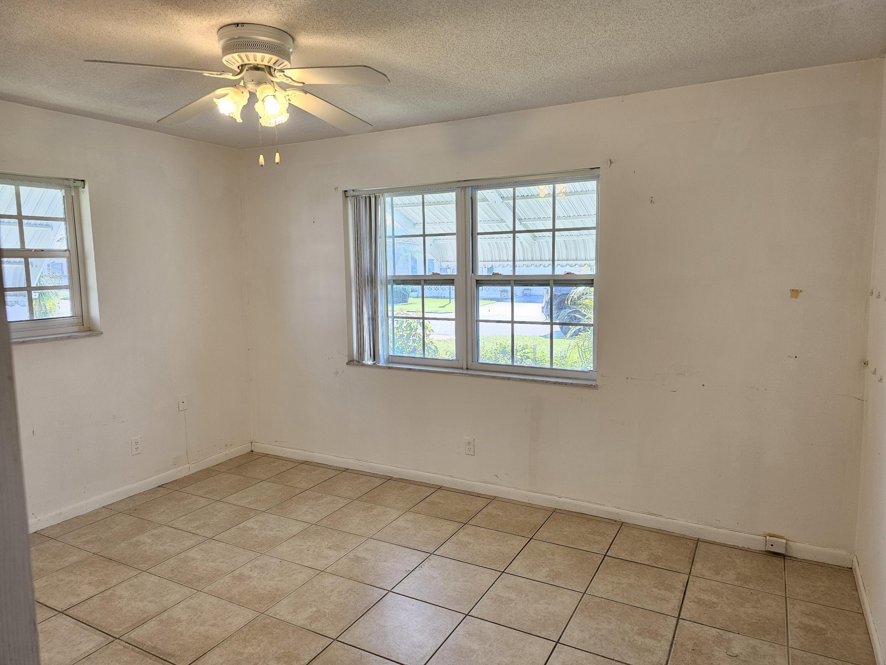 903 Southwest 6th Avenue Boynton Beach, FL 33426 - Photo 14 of 18 Bedroom 2
