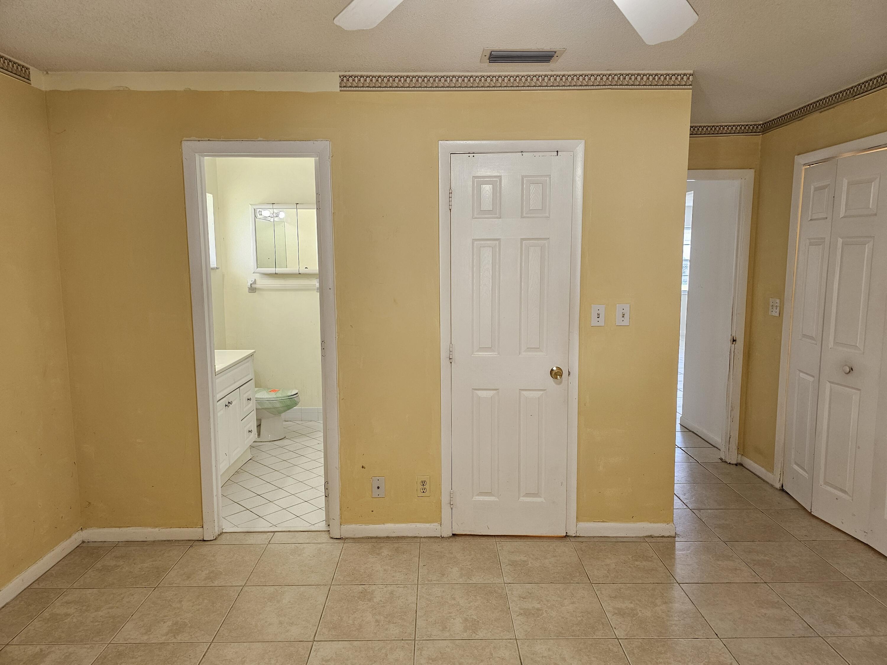 903 Southwest 6th Avenue Boynton Beach, FL 33426 - Photo 10 of 18 Bedroom 1 (3)
