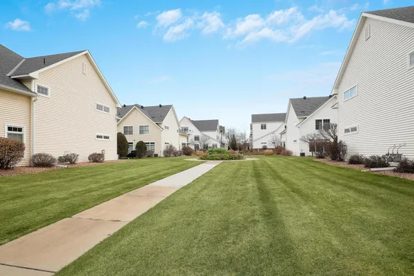$325,000 | 2144 Village Trail, Mound, MN 55364