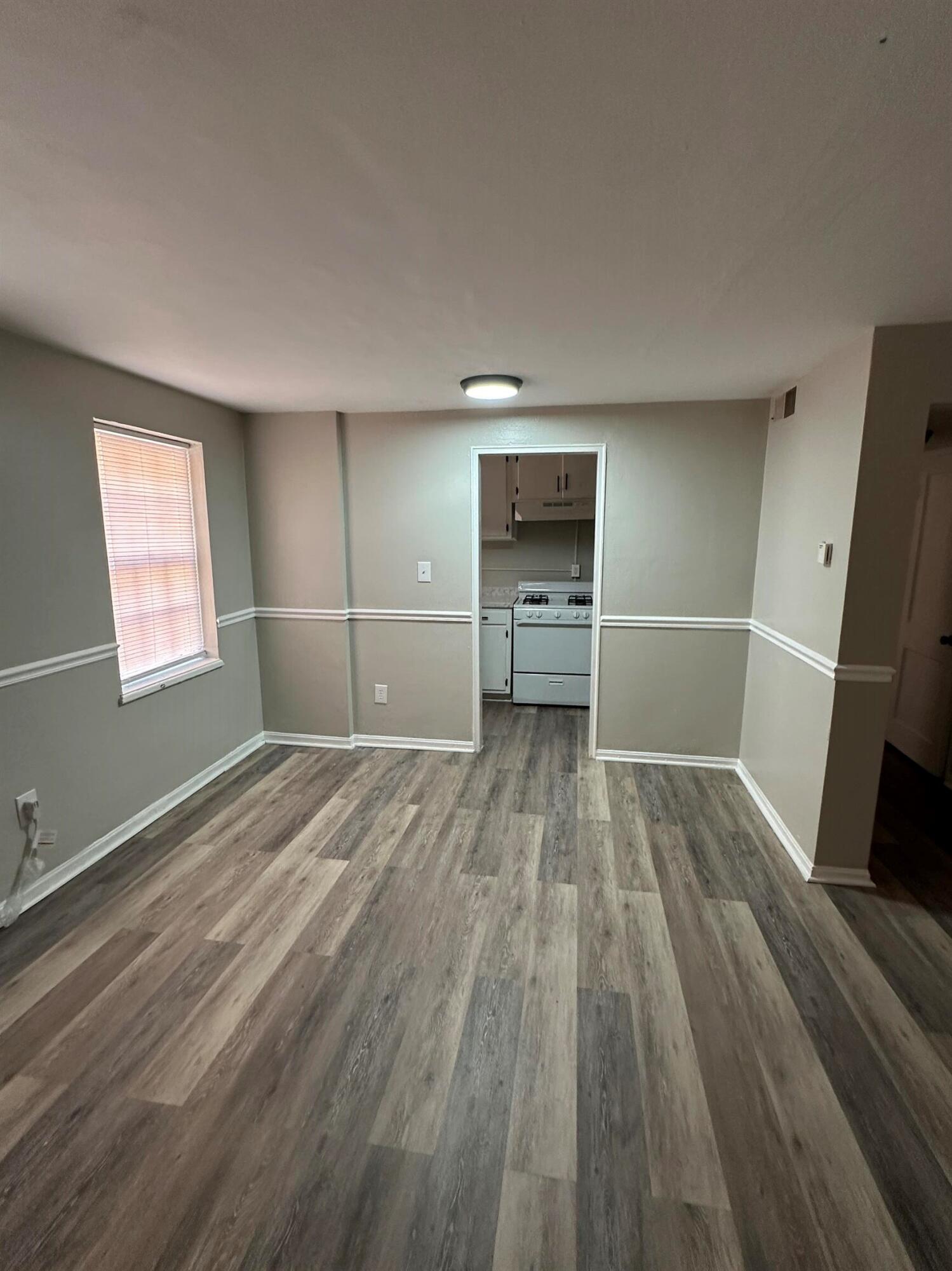 1716 Grandin Road Southwest, Unit 1 Roanoke, VA 24015 - Photo 2 of 6 IMG_4521