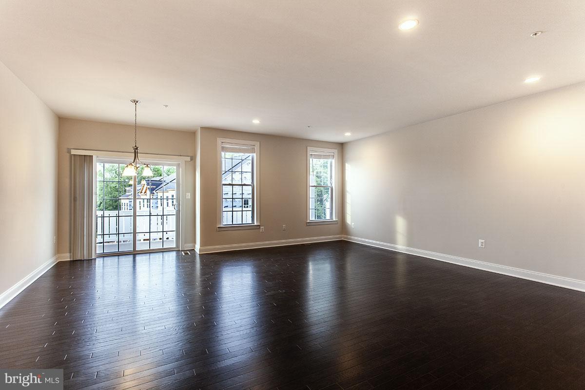 7807 Crystal Brook Way Hanover, MD 21076 - Photo 6 of 24 Family Room