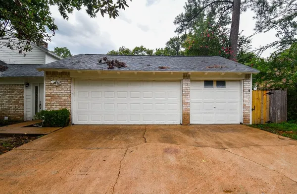 $2,685 | 1723 Big Horn Drive, Houston, TX 77090