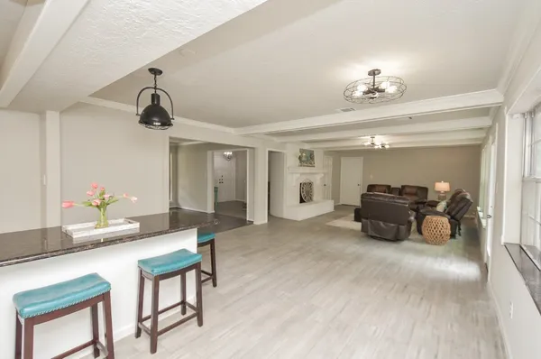 $2,685 | 1723 Big Horn Drive, Houston, TX 77090