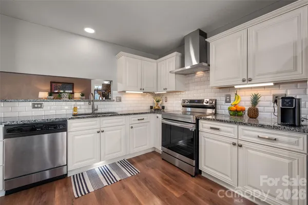 $420,000 | 9122 Swallowtail Lane, Charlotte, NC 28269