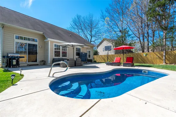 $420,000 | 9122 Swallowtail Lane, Charlotte, NC 28269