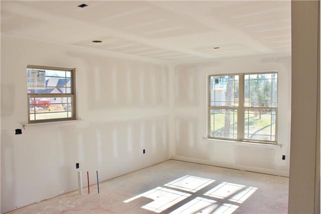 1009 Legends Way Lebanon, TN 37090 - Photo 3 of 10 Gallery Image 3