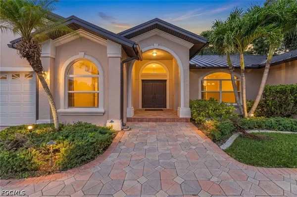 $400,000 | 12641 Panasoffkee Drive, North Fort Myers, FL 33903