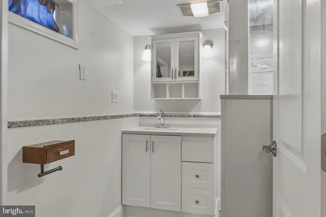 $3,300 | 44 Sandalwood Avenue, Hamilton, NJ 08619