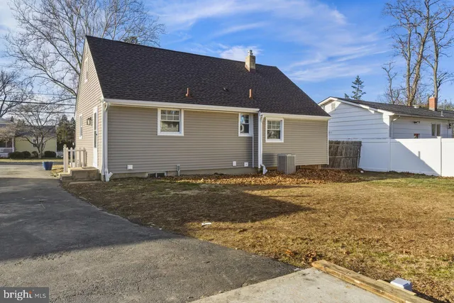 $3,300 | 44 Sandalwood Avenue, Hamilton, NJ 08619