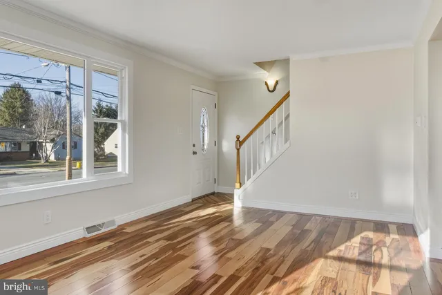 $3,300 | 44 Sandalwood Avenue, Hamilton, NJ 08619