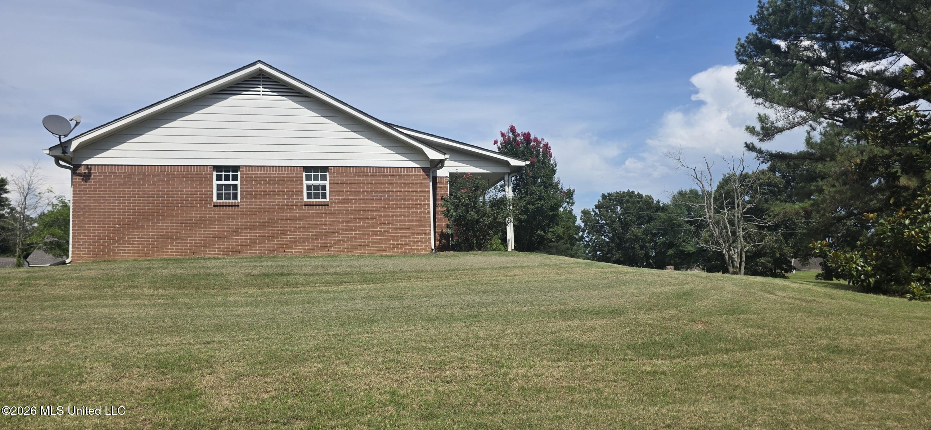 180 Stonewall Road Byhalia, MS 38611 - Photo 45 of 73 20260613_155415