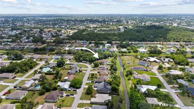 $579,999 | 602 Southwest Pueblo Terrace, Port St. Lucie, FL 34953