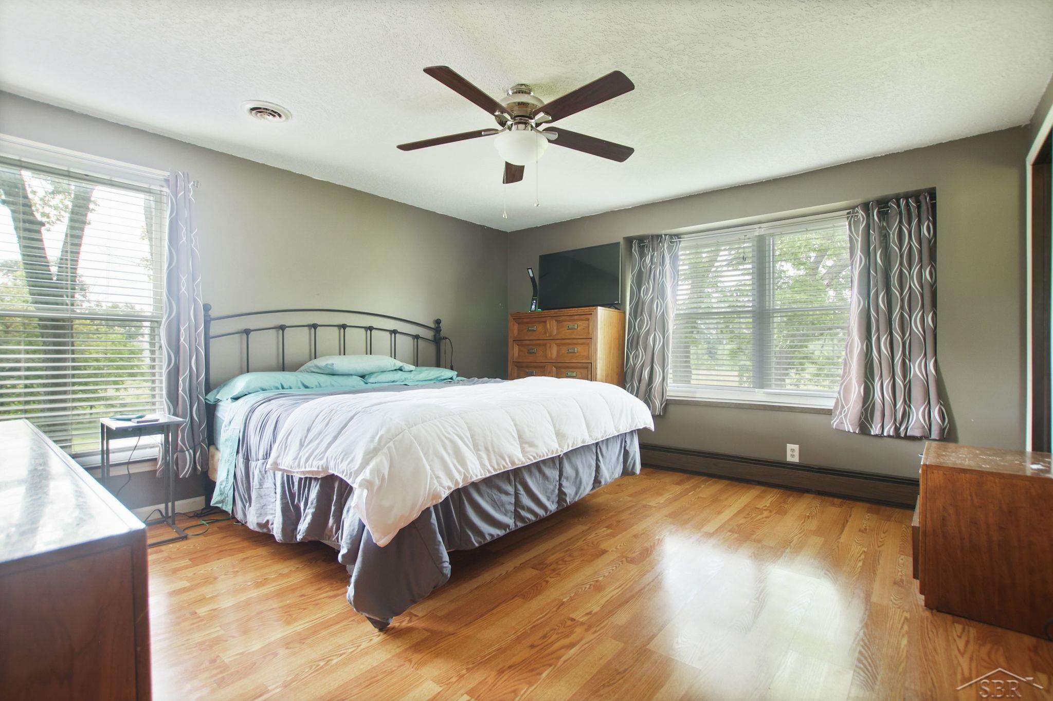 6315 Midland Road Freeland, MI 48623 - Photo 19 of 98 50117588-18.JPG