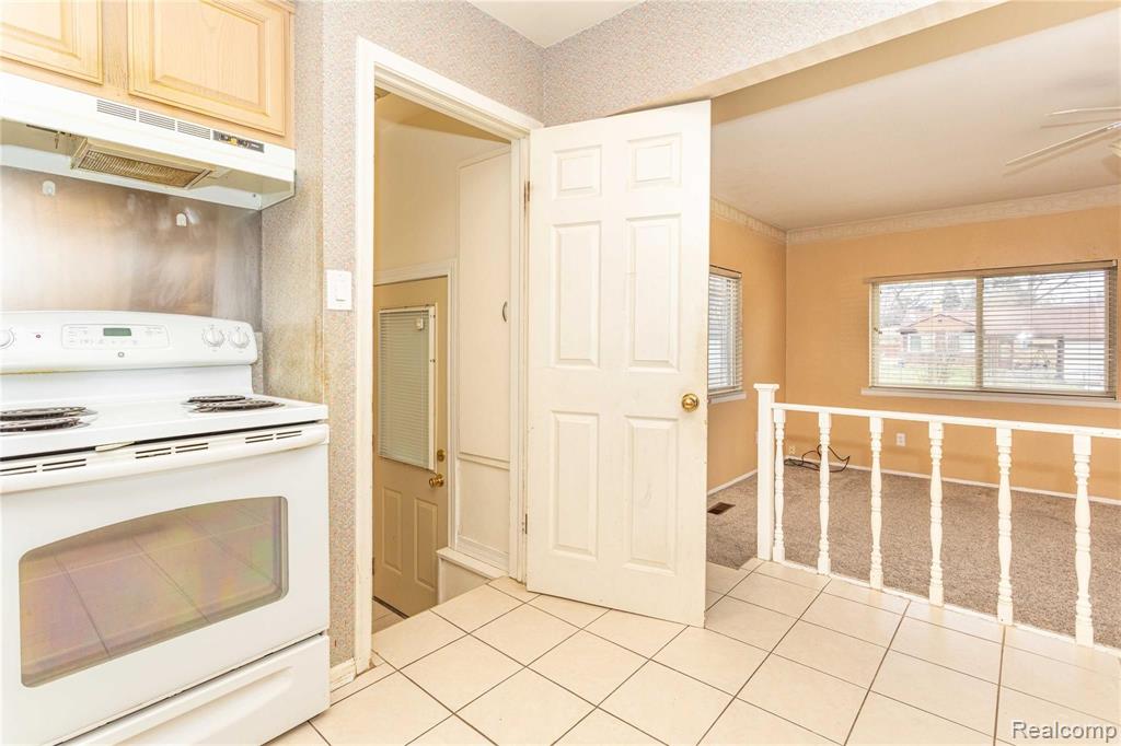 1822 Highview Street Dearborn, MI 48128 - Photo 13 of 30