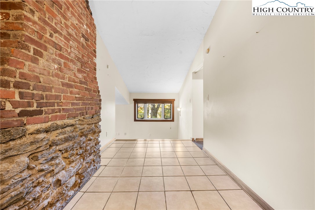 615 Sampson Road Boone, NC 28607 - Photo 18 of 36 a view of an empty room