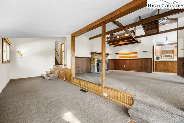 a view of a storage & utility room